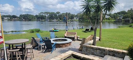 Orlando Lakefront Tiny House Community