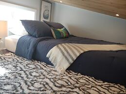 Orlando Lakefront Tiny House Community