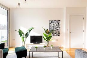 Modern Chiswick Apartment