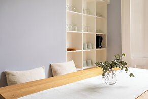 Two Bed Notting Hill Gem