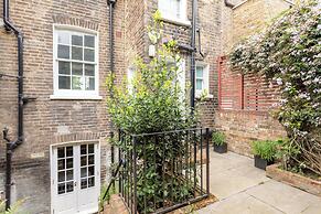 Two Bed Notting Hill Gem