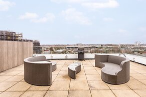Stunning Brentford Penthouse