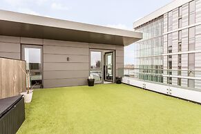 Stunning Brentford Penthouse
