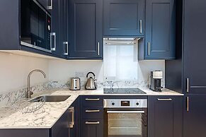Modern Bayswater Flat