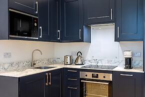 Modern Bayswater Flat