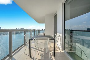 Stunning 2BR 2BA  Bay Harbour with Pool