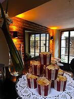 Ivy Ayvalik Coffee & Wine & Hotel