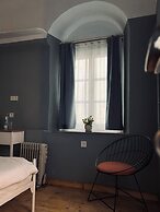 Ivy Ayvalik Coffee & Wine & Hotel