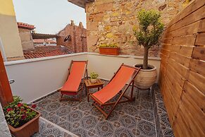 Ivy Ayvalik Coffee & Wine & Hotel