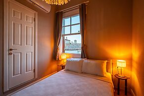 Ivy Ayvalik Coffee & Wine & Hotel