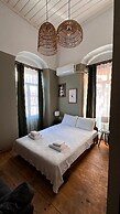Ivy Ayvalik Coffee & Wine & Hotel