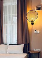 Ivy Ayvalik Coffee & Wine & Hotel