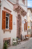 Ivy Ayvalik Coffee & Wine & Hotel