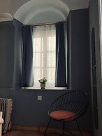 Ivy Ayvalik Coffee & Wine & Hotel