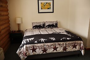 Bear Lodge Resort