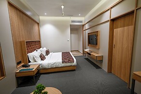 Kings Kraft The Park Executive Hotel