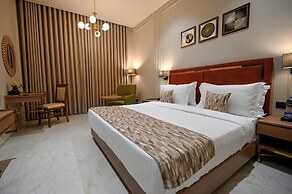 Kings Kraft The Park Executive Hotel