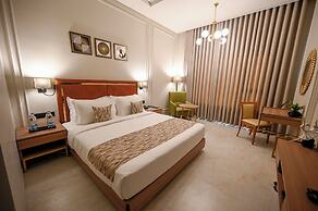 Kings Kraft The Park Executive Hotel