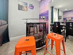 Happy Escape, 15 Min to Beach, Massage Shower Jets, Bar, and BBQ