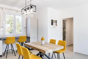 House Villas - Sea Boutique Apartment Family Room