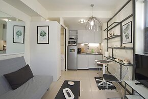 Milanou Glyfada G4 Corner