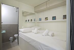 Milanou Glyfada G4 Corner