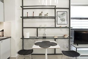 Milanou Glyfada G4 Corner