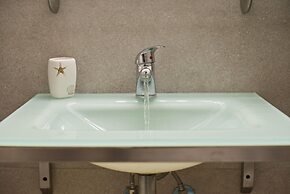 Milanou Glyfada G4 Corner