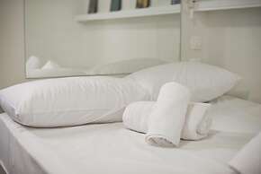 Milanou Glyfada G4 Corner