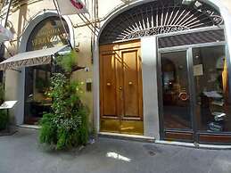 Tavolini 4 Apartment