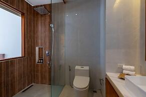 X-sea khanom Harbor Bay Resort