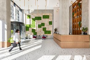 Next Green Aparthotel Official