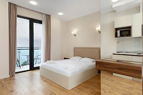 Next Green Aparthotel Official