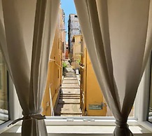 THE CENTRIC Apt. by LOC HOSPITALITY