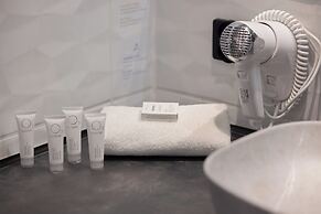 Kapitański Mostek by Renters