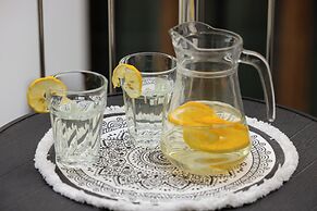 Kapitański Mostek by Renters