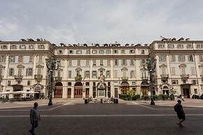 Turin Central Loft Carignano by Wonderful Italy