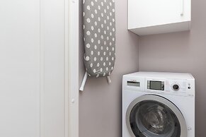 Apartment With a Mezzanine by Renters