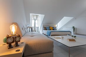 Garibaldi Ten by Wonderful Italy