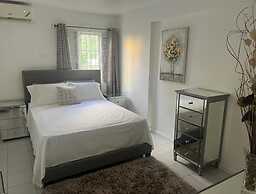 Cozy Central 1-bed Apartment in Kingston