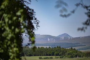 Charming 7-bed Estate House Near Gleneagles