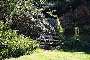 Charming 7-bed Estate House Near Gleneagles