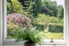 Charming 7-bed Estate House Near Gleneagles