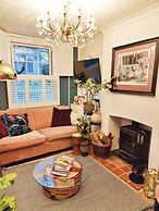 Victorian Cottage Writers Retreat