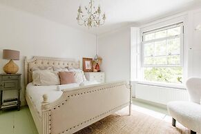 Victorian Cottage Writers Retreat