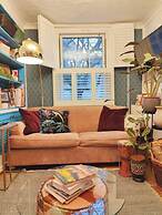 Victorian Cottage Writers Retreat