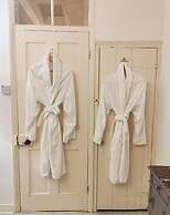 Victorian Cottage Writers Retreat