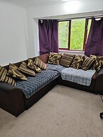 Beautiful 1-bed Apartment in Croydon-free Parking