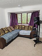 Beautiful 1-bed Apartment in Croydon-free Parking