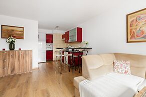 Bright & Comfy Apartment by Renters